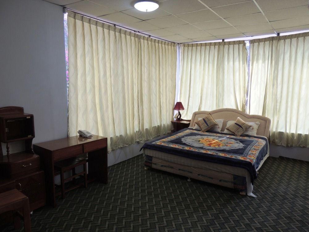 Taunggyi Hotel Luaran gambar