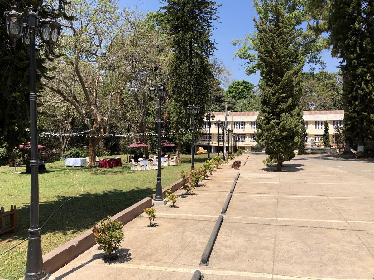 Taunggyi Hotel Luaran gambar